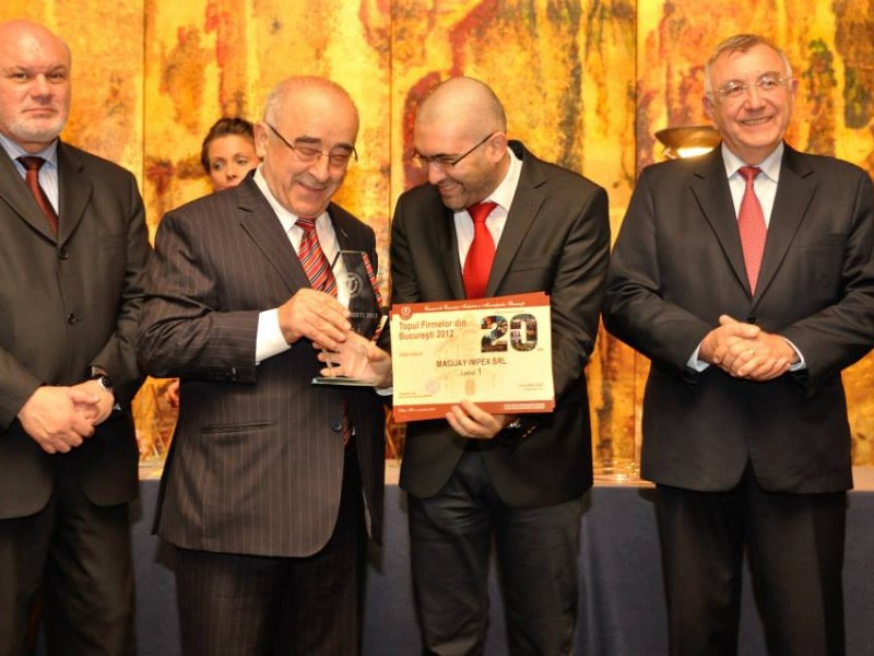 1005848_535421029875218_568911767_n